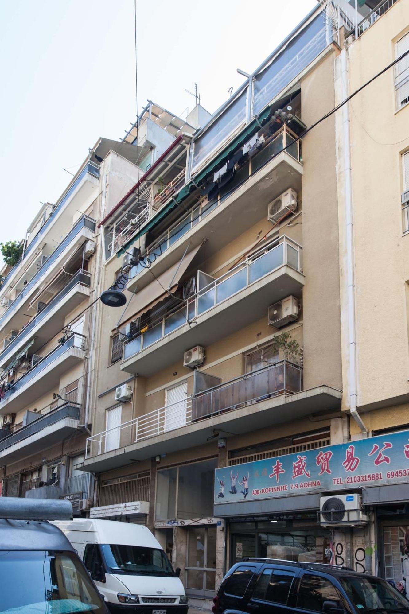 Central 2 Bd Apt With Balcony By Monastiraki أثينا المظهر الخارجي الصورة