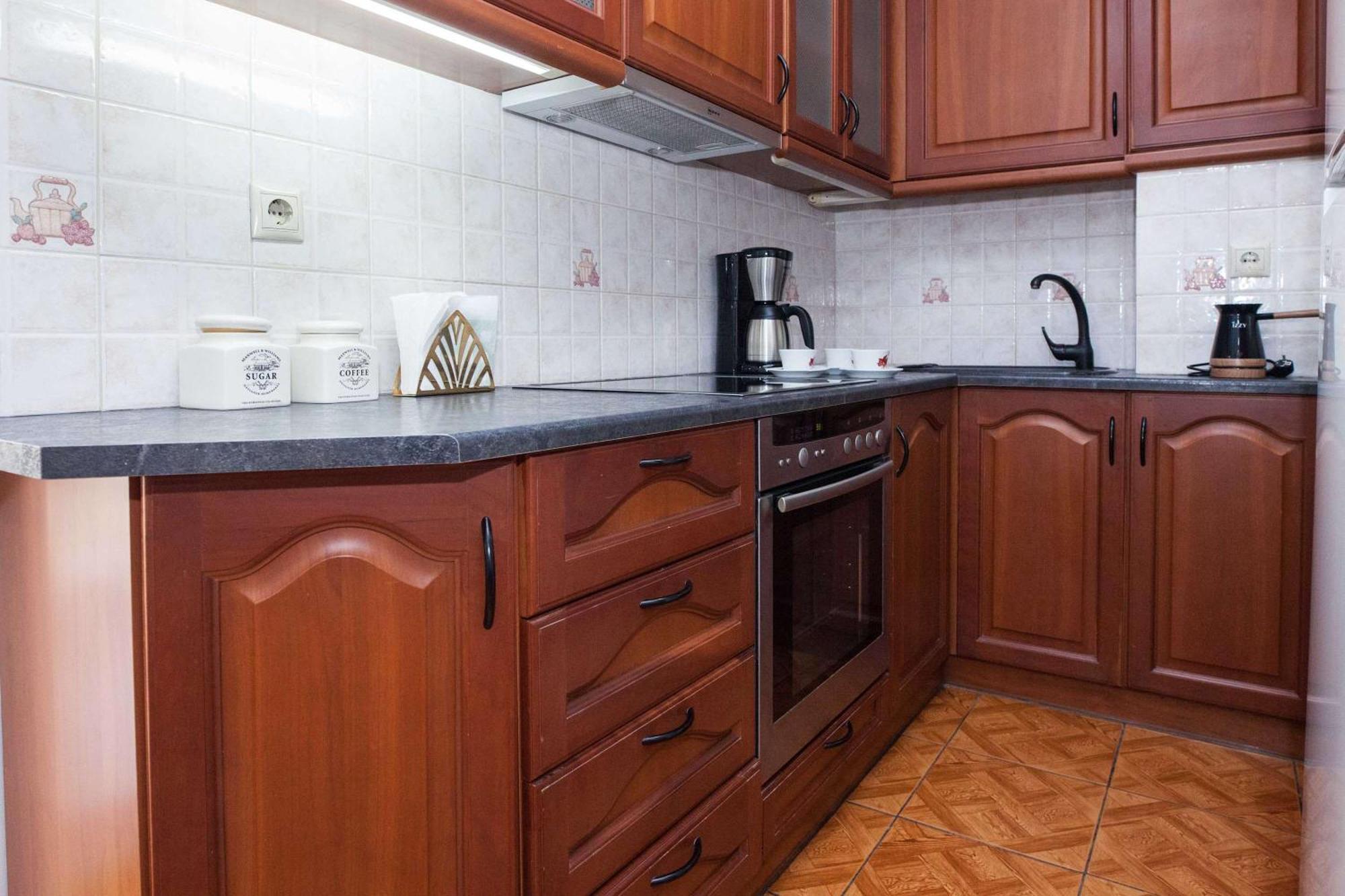 Central 2 Bd Apt With Balcony By Monastiraki أثينا المظهر الخارجي الصورة